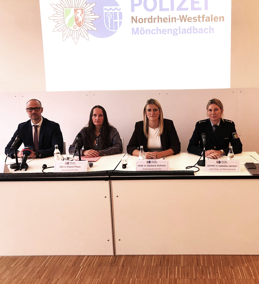 Die Vortragenden im Mordfall Sonja K. whrend einer Medienkonferenz im Präsidium Mönchengladbach